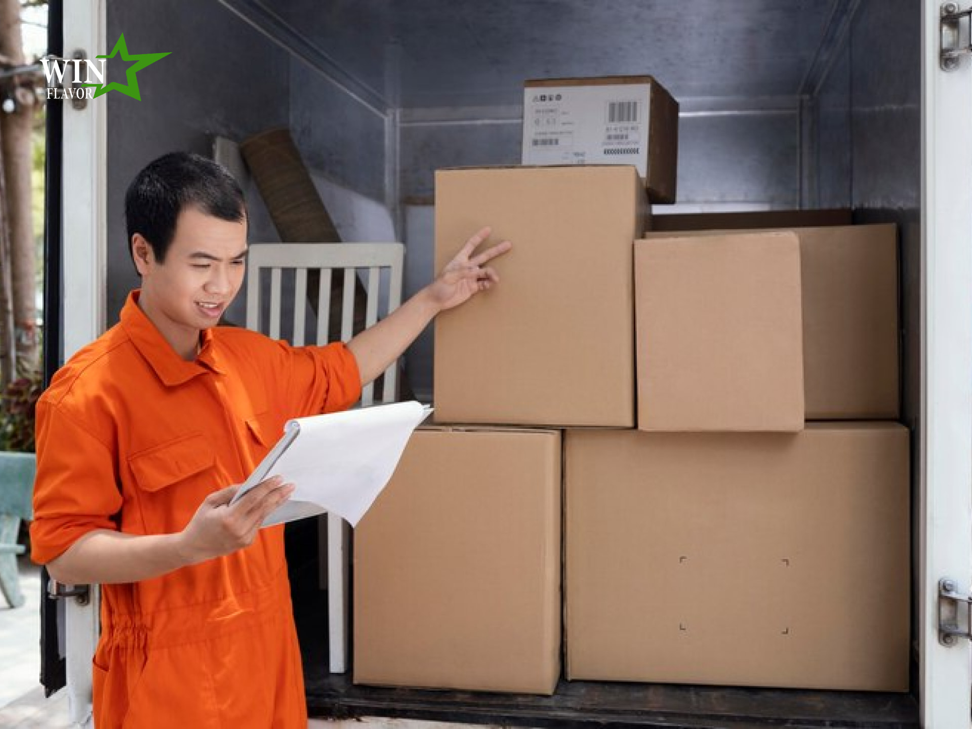 cung cấp nguyên liệu cho nhà hàng đúng số lượng