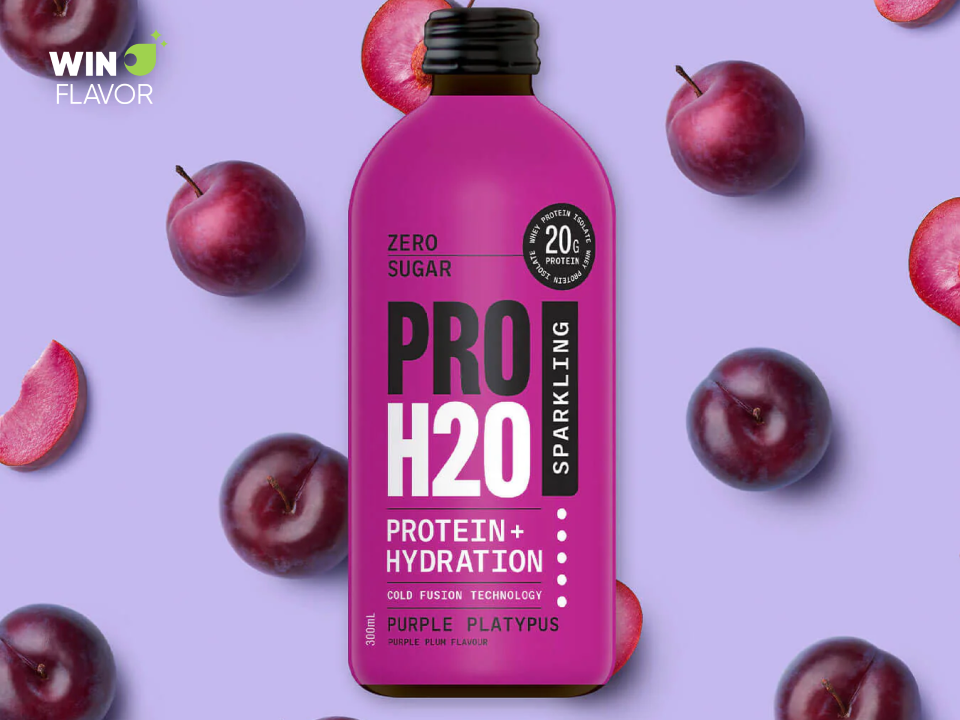 Nước uống điện giải cung cấp protein vị mận với gam màu tím bắt mắt